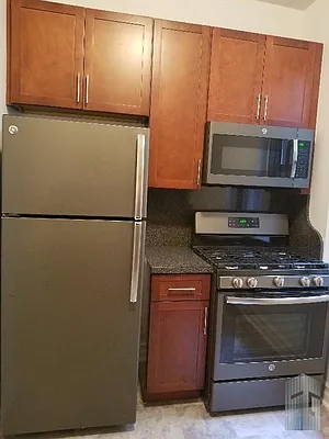 Rented by Skyline Group Real Estate | media 24