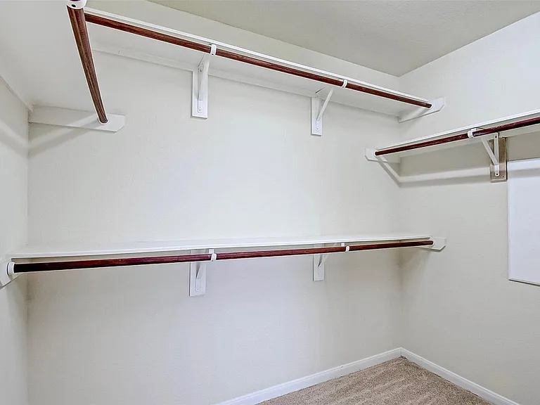 18802 Majestic Vista Ln — Photo 16