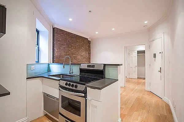 Rented by Living New York | media 23
