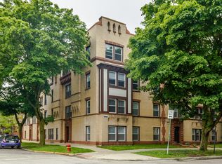 1733 W Pratt Blvd, Chicago, IL 60626