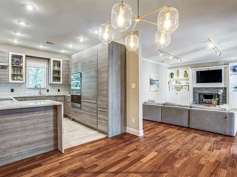 1st image of 3910 Buena Vista St #8