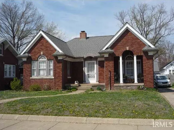 838 Ravenswood Dr, Evansville, IN 47713