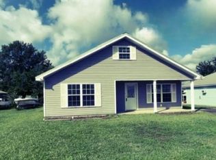 17049 Coles Creek Dr, Springfield, LA 70462