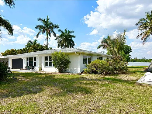 337 Shore Dr Photo 1