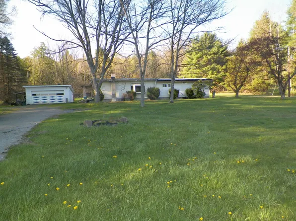 2300 Reynoldsville Falls Creek Rd, Reynoldsville, PA 15851