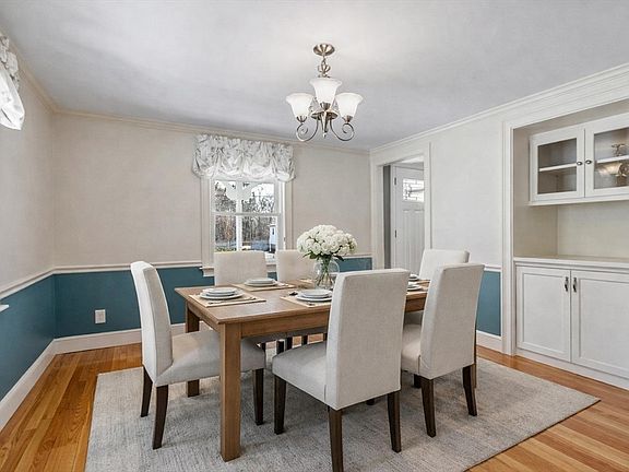 5th image of 97 Hartwell Rd