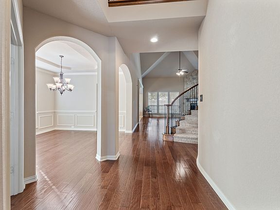 3rd image of 808 Goose Ct