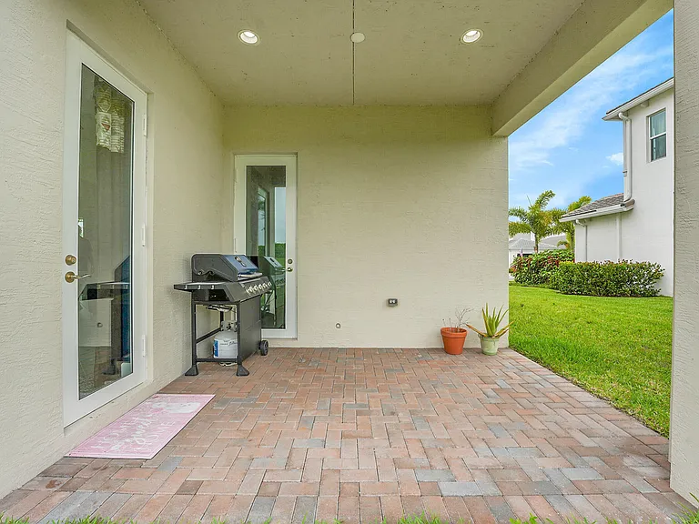 5530 Macoon Way — Photo 22