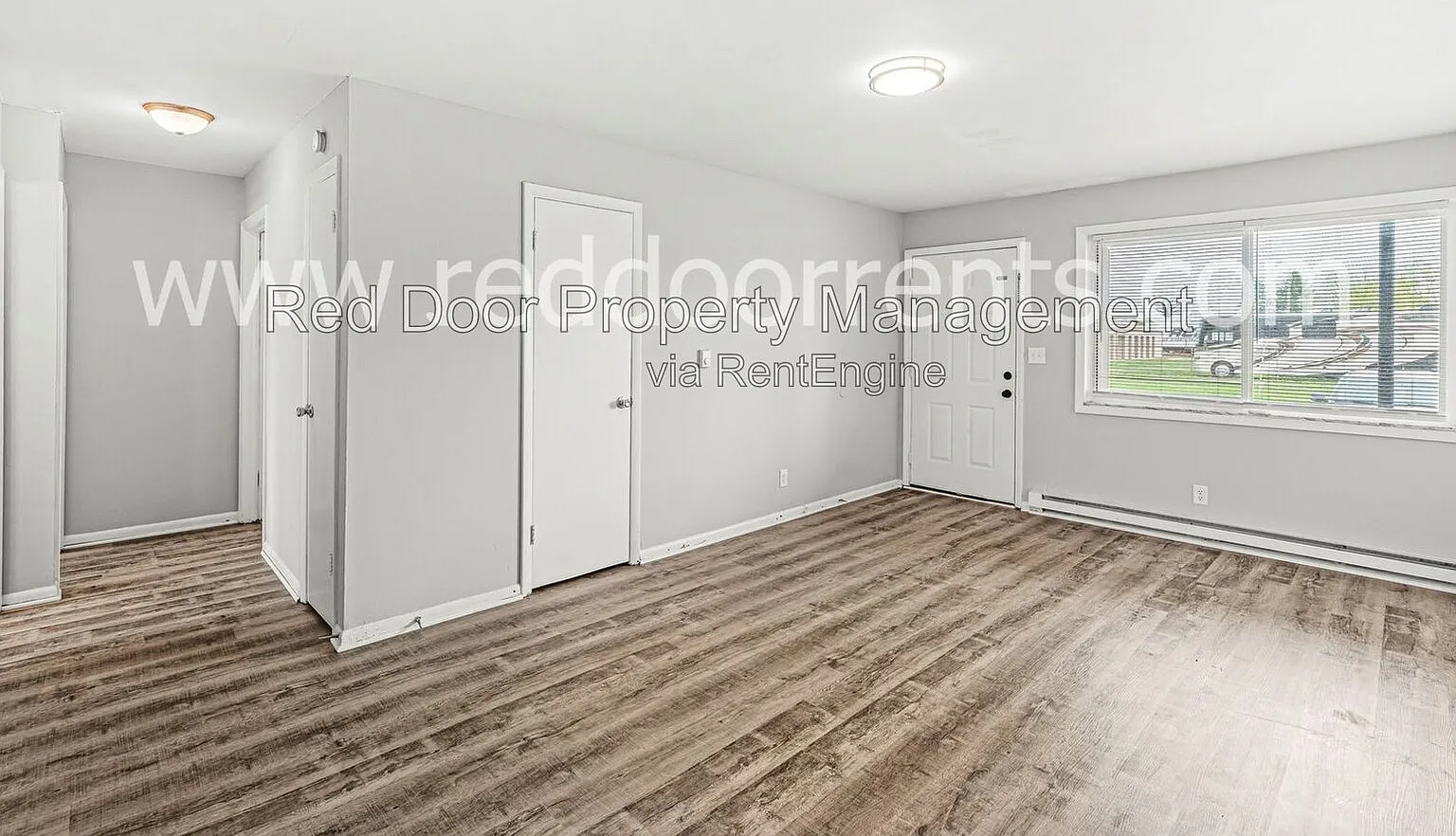 10291 Medallion Dr — Photo 4