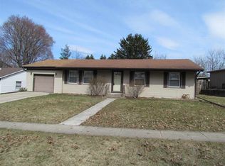 2103 Spring Brook Ave, Rockford, IL 61107