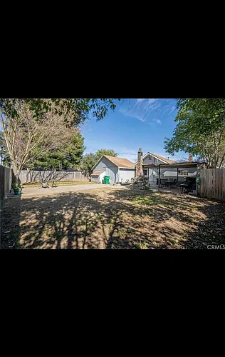 213 Park St Photo 1