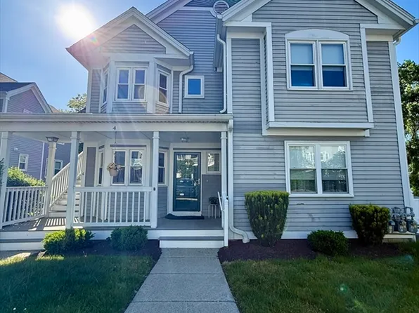 1810 Highland Ave APT 4A, Fall River, MA 02720