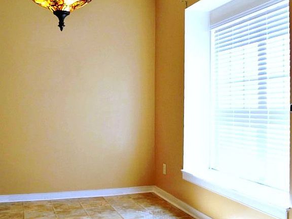 2nd image of 8010 Cottesmore Ct