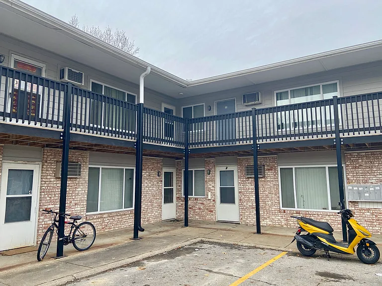 Oakcrest Street Apartments — Photo 4