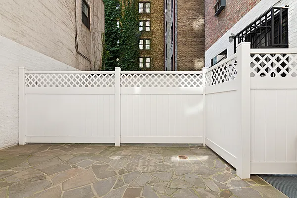 Rented by Brown Harris Stevens | media 6