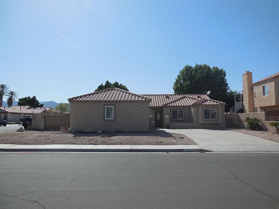 1st image of 46453 Cottonwood Ln