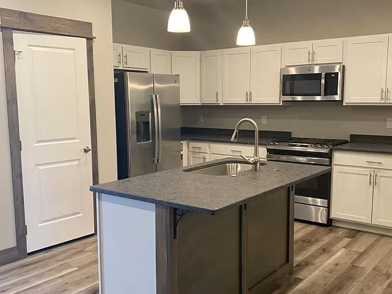 1306 Prairie Dawn Ln — Photo 3