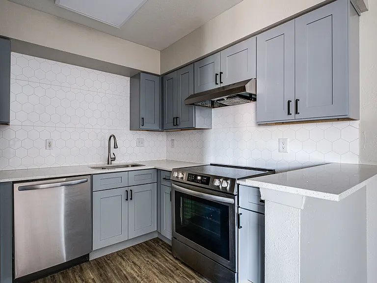 Barrett Apartment Homes — Photo 43