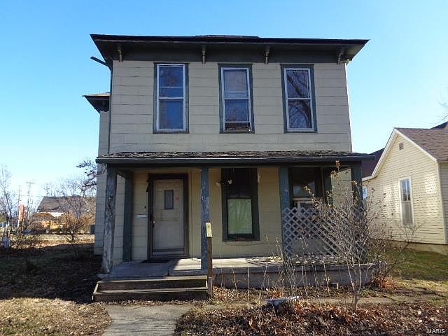 1st image of 1009 S Massachusetts Ave