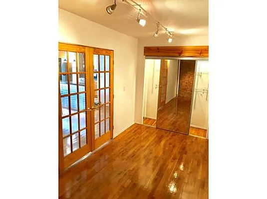 Rented by Owner | media 35