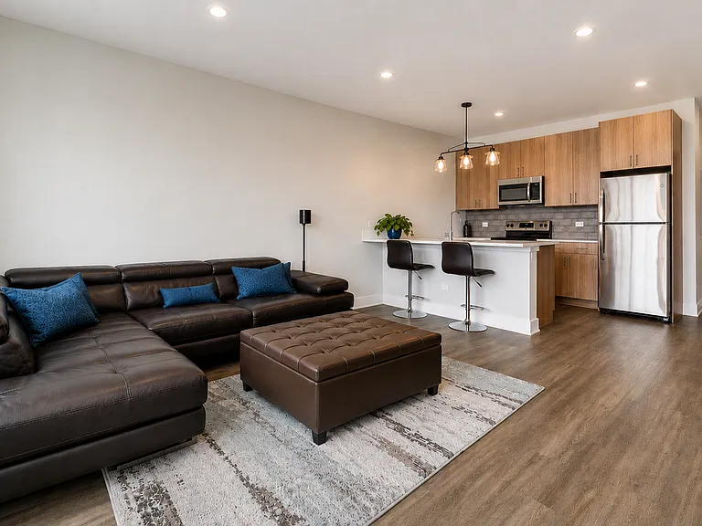 2109 S Halsted LLC — Photo 2