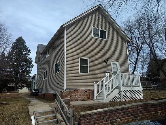 2nd image of 608 E D St
