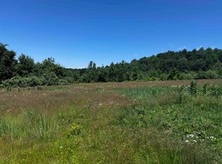 137 Snow Pond Rd, Concord, NH 03301