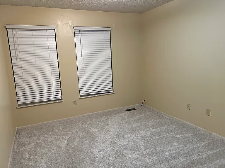 1862 Summitview Dr — Photo 52