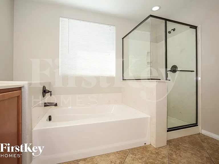 6217 Escapa Ct — Photo 9