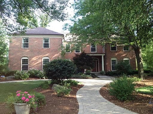 1st image of 726 Forest Glen Ln