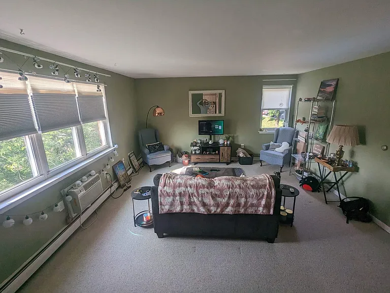333 Lacey Ave #C8 — Photo 2