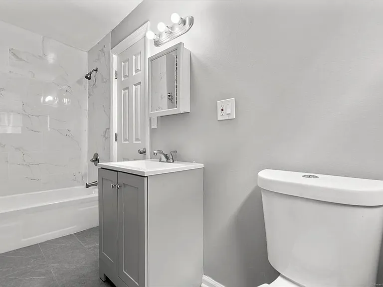 31 Whittier St — Photo 10