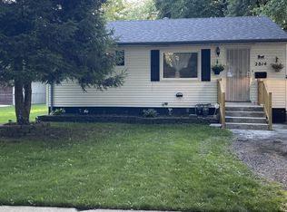 2814 N Butrick St, Waukegan, IL 60087