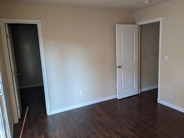 838 Pollard Rd — Photo 10