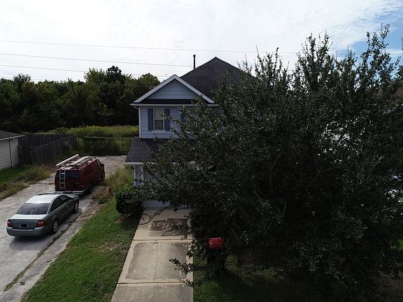 5th image of 2611 Whitinham Dr