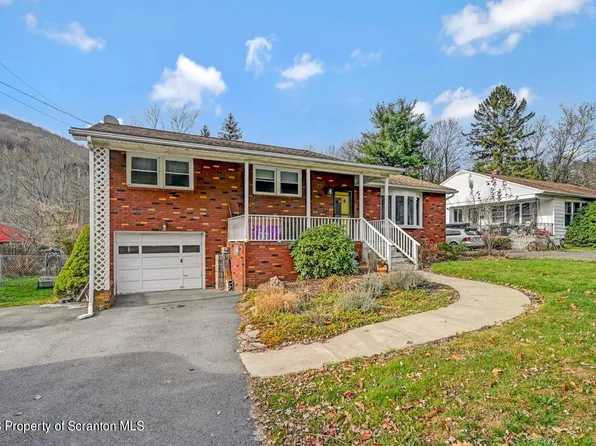 69 Green Grove Rd, Scott Township, PA 18447