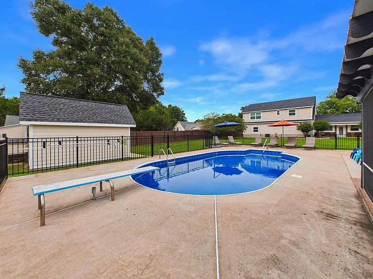 633 Thompson Mill Rd — Photo 74