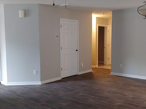 2nd image of 9652 Littleleaf Dr