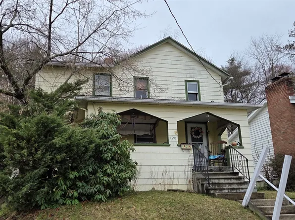 520 Davis Ave, Endicott, NY 13760