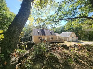 7346 Currier Rd, Loudon, NH 03307