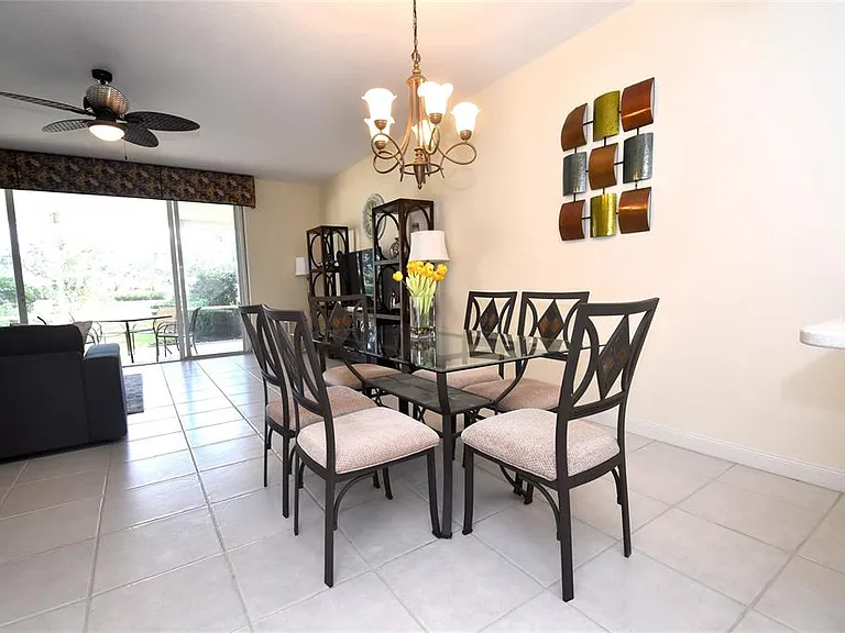 7624 Bergamo Ave #4B — Photo 10