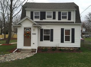 310 N Cottage St, Potterville, MI 48876