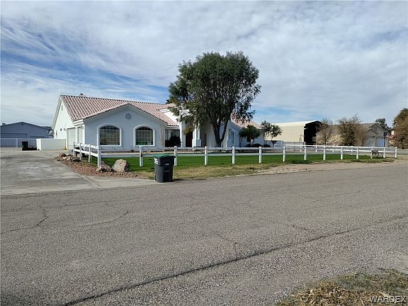 3rd image of 7058 S Kaiser Drive