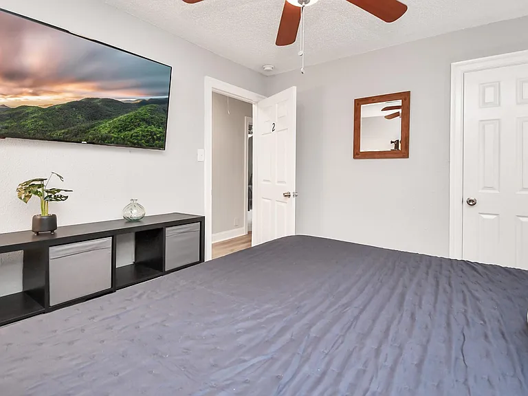 21722 Forest Glade Dr — Photo 19