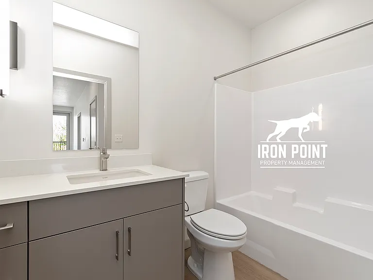 2219 W Kootenai St — Photo 20
