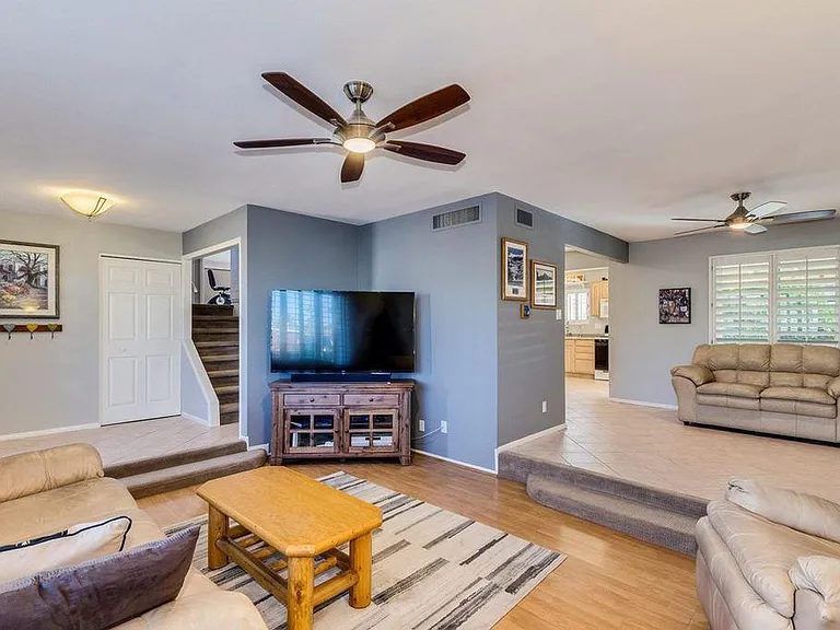 8743 E Keim Dr — Photo 3