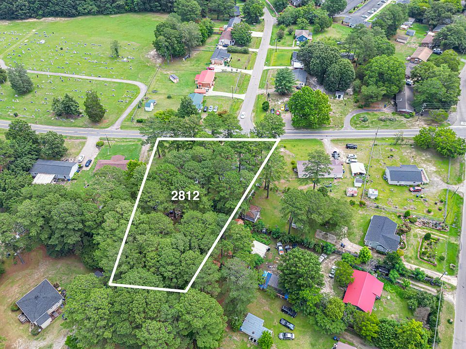 2nd image of 2812 Cemetery Rd
