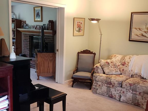 4th image of 16622 Willow Glen Dr
