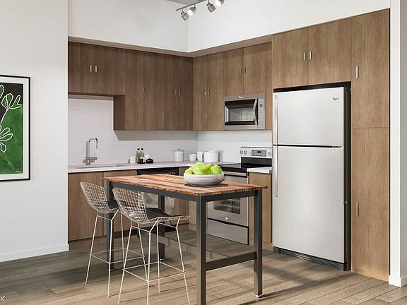 2nd image of 14311 Biscayne Blvd #10537161