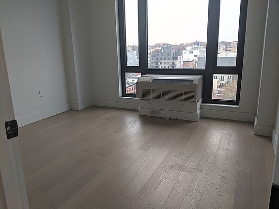 5th image of 175 19th St #1204